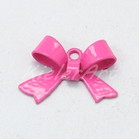25 Stk Anhaenger Charme - pink farbige Schleife